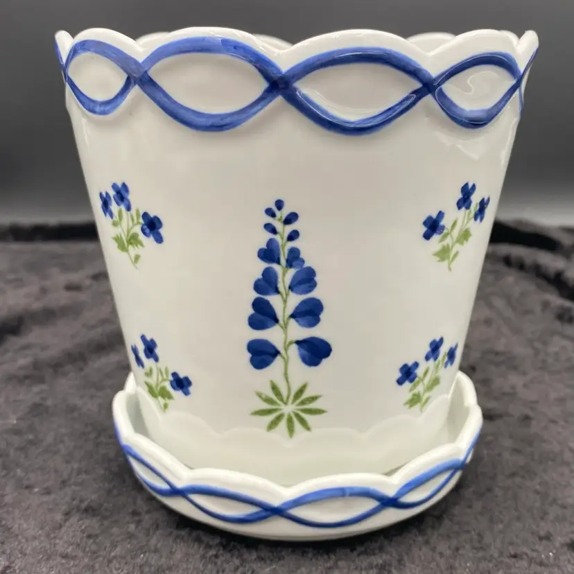 Vintage Andrea by Sadek Flower Pot & Underplate, Williamsburg Meadow Blue Lupine