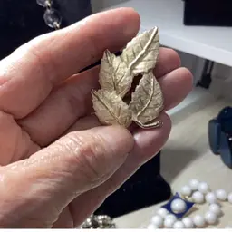 Leaf Brooch