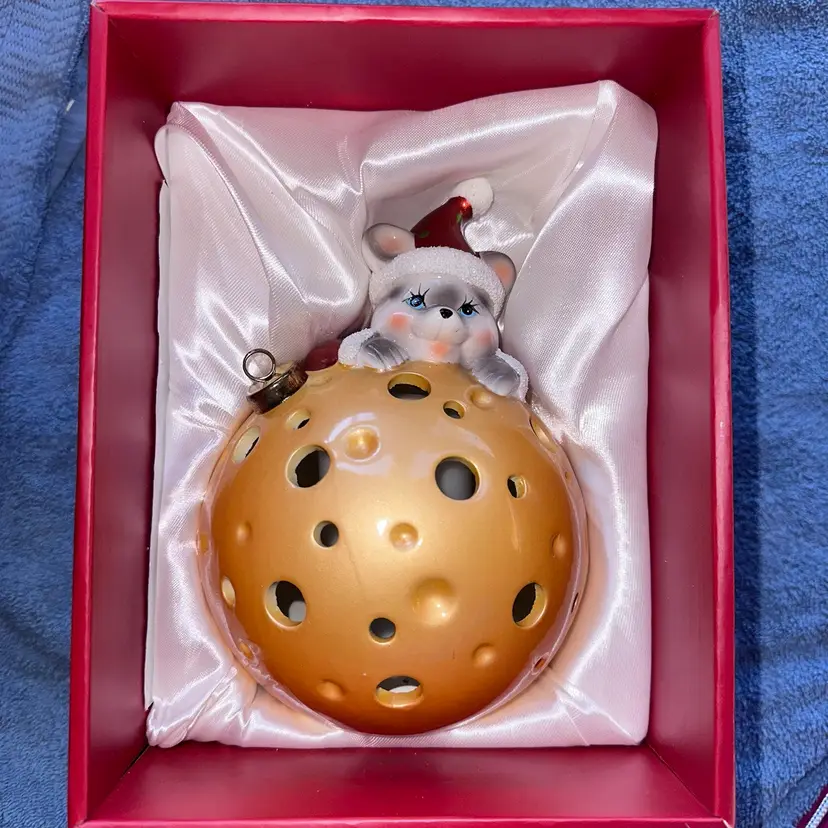 Vintage Home Reflections Ceramic Lighted Mouse on Cheese Christmas Ornament 7.5”