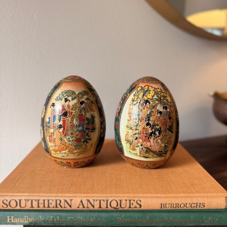 Vintage Hand-Painted Chinese Porcelain Eggs – Pair of Decorative Enamel Eggs with Oriental Figures