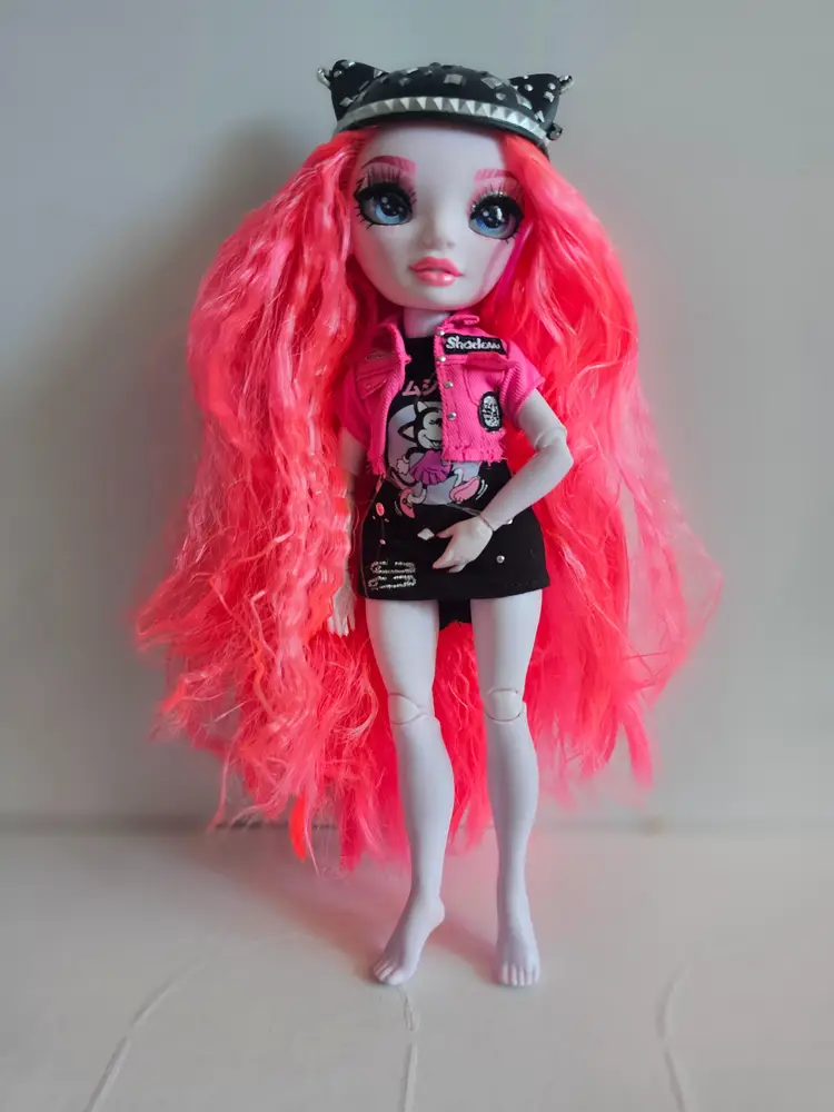 Rainbow High Neon Pink Doll