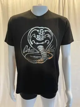 Karate Kid Cobra Kai T-Shirt - Men’s Size Large - Pre-owned