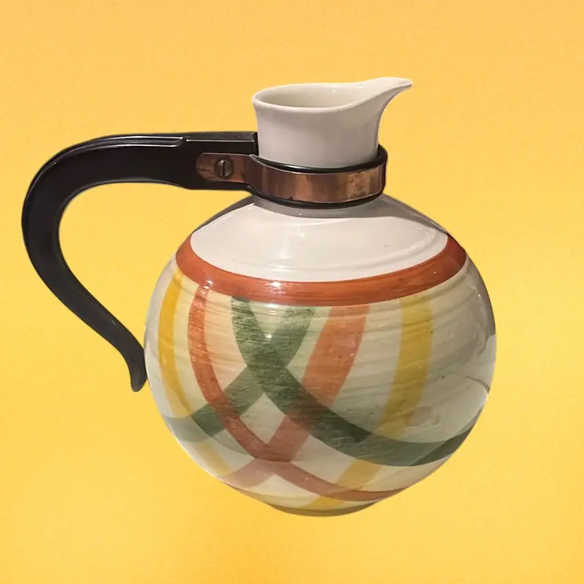 Hand-Painted, Homespun Vernonware, California USA Pottery Carafe, Vernon Kilns. 7 Inch Tall