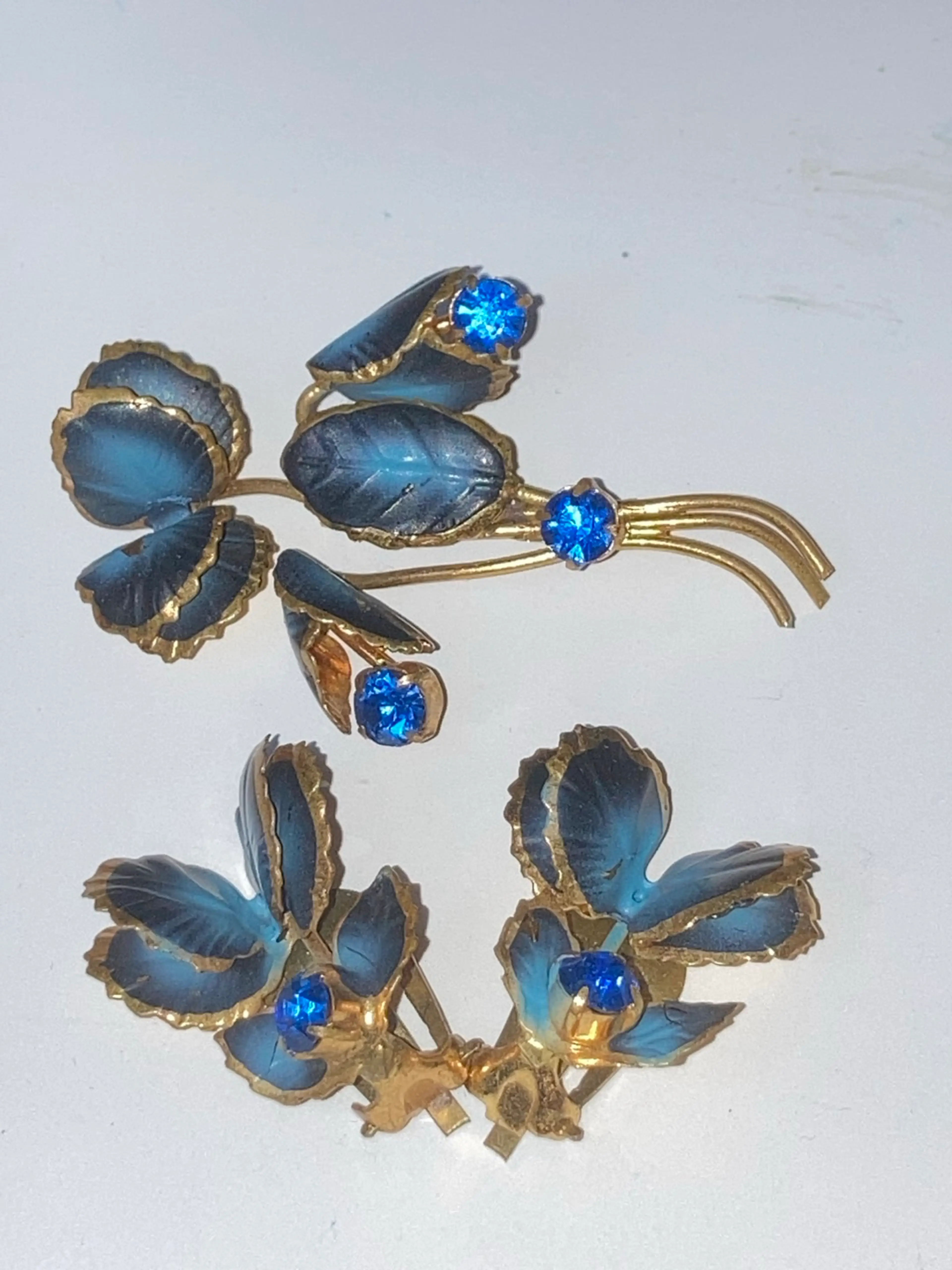 Image 2 of 12