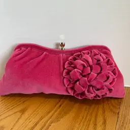 Banana Republic Women’s Soft Velvet Clutch Victorian Gen Z Preppy Coquette