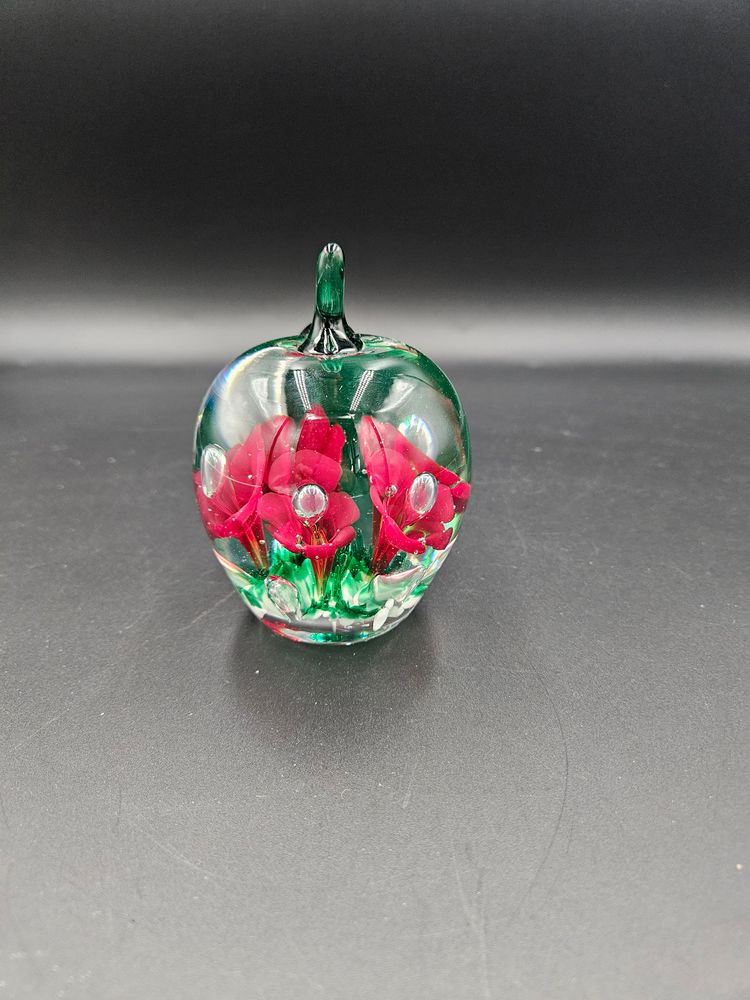 Paperweight Gibson Apple