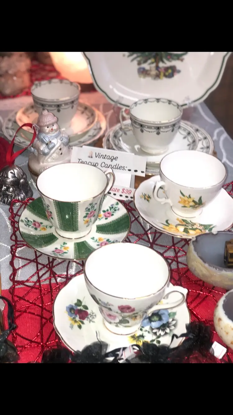 Vintage Yellow Floral Bone China Teacup ☕️