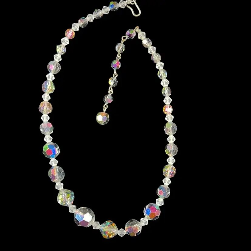 Vintage Aurora Borealis Faceted Crystal Graduated Necklace 15”