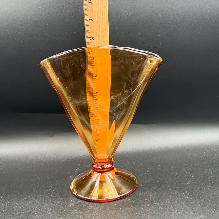Art Deco Amber Fan Glass Vase READ