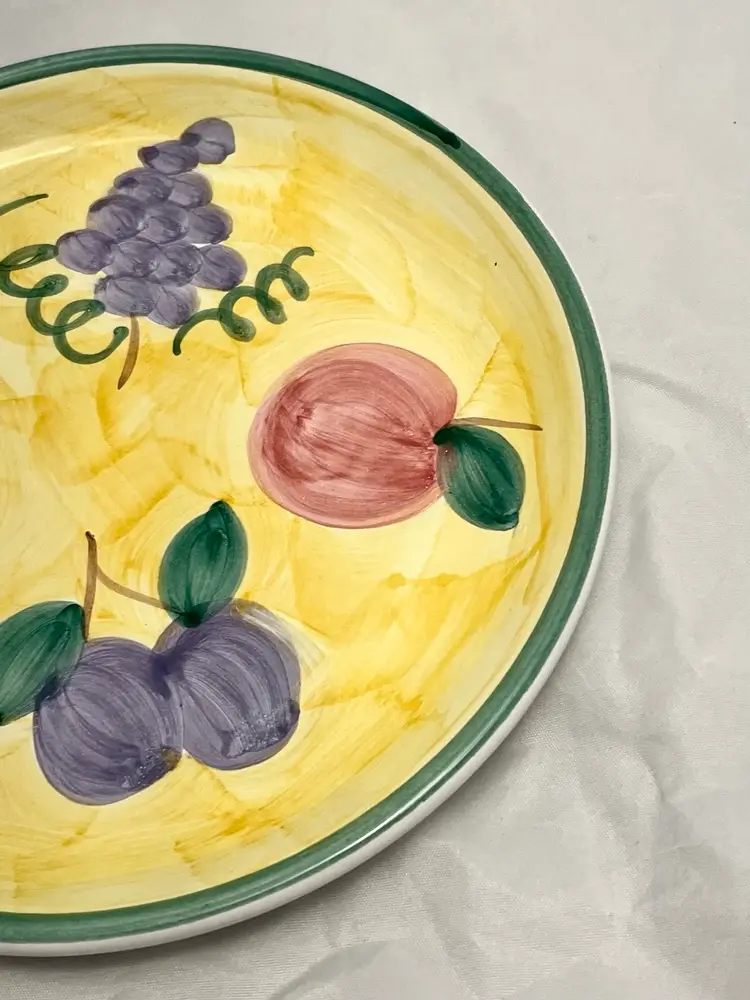 Caleca Frutta Fruit Pattern 8 1/8" Ceramic Salad Plate, Disco'd, EUC