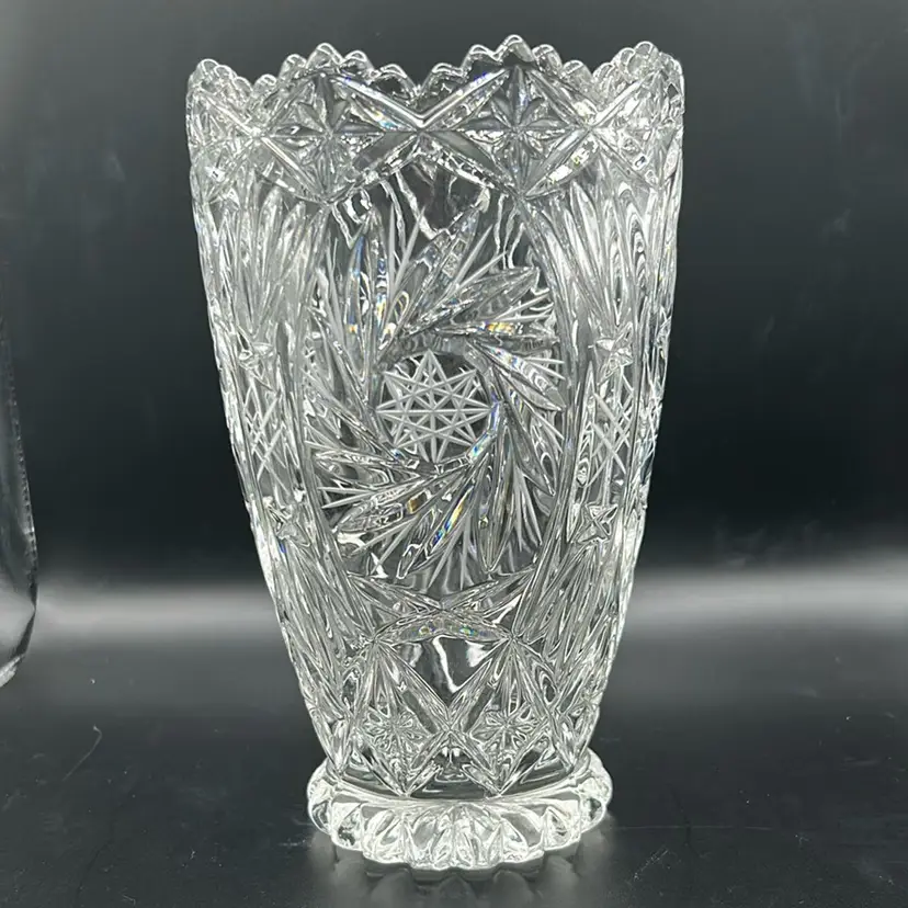 Splendor collection lead crystal vase