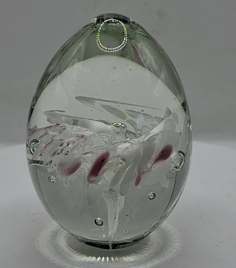 Vintage 1985 Roger Vines, Signed MSH Ash Pink & White Egg Paperweight