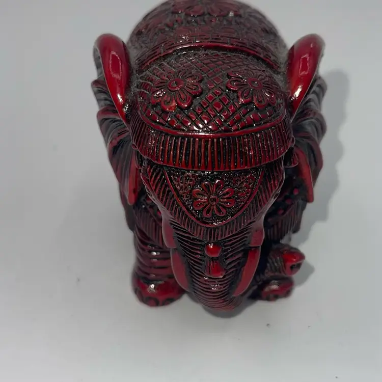 Mini Feng Shui Elegant Elephant  Statue Lucky Wealth Figurine Gift & Home Decor
