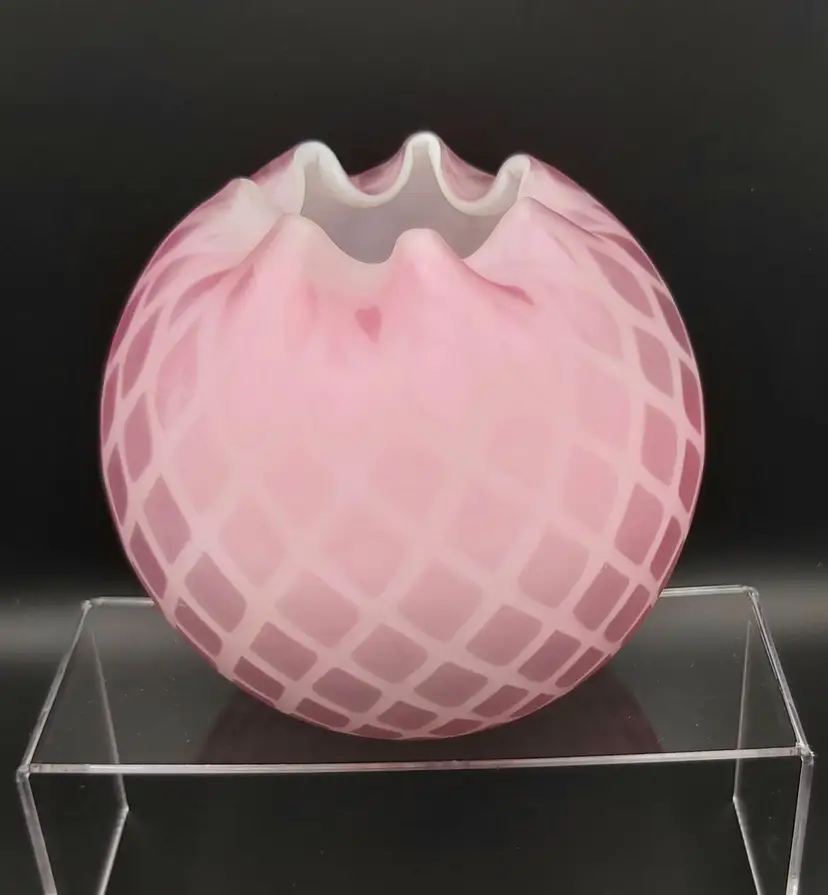 Antique Victorian Pairpoint Mt Washington Pink Satin Cased Diamond Quilted Crimped Edge Large Rose Bowl Vase