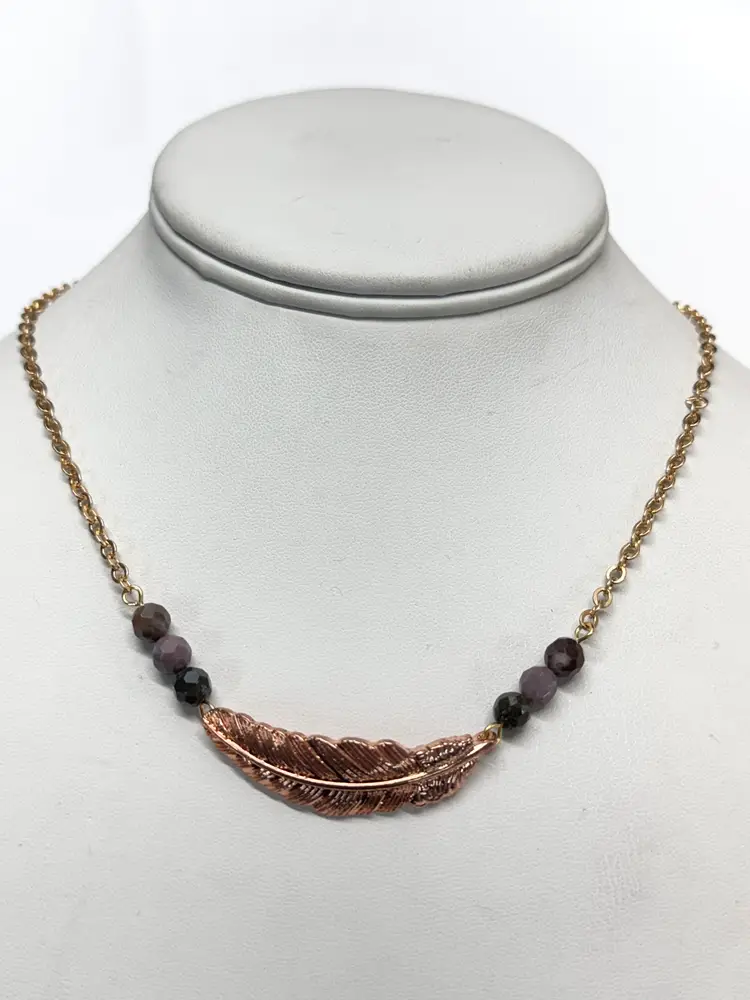 Vintage feather purple semi precious bead necklace