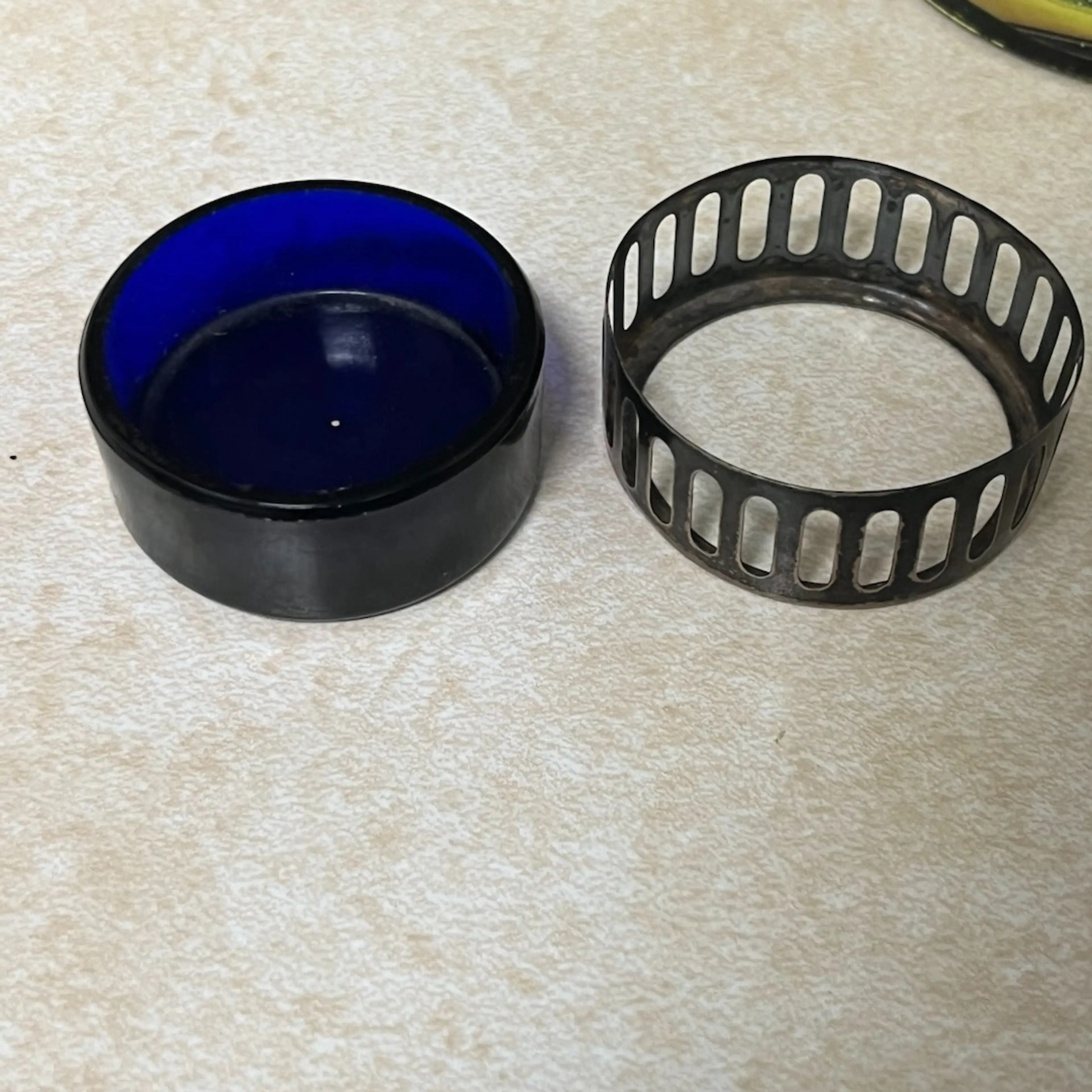 Image 3 of 4