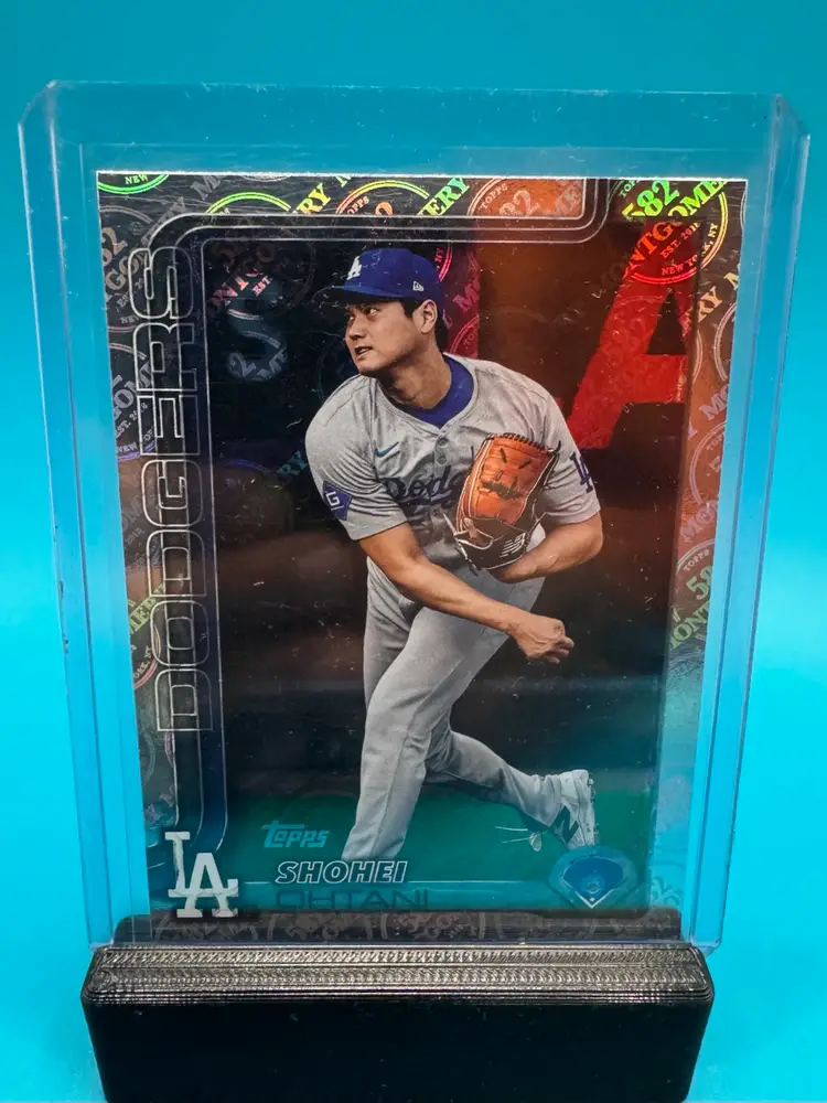 Shohei Ohtani Topps Montgomery Club Foil Los Angeles Dodgers