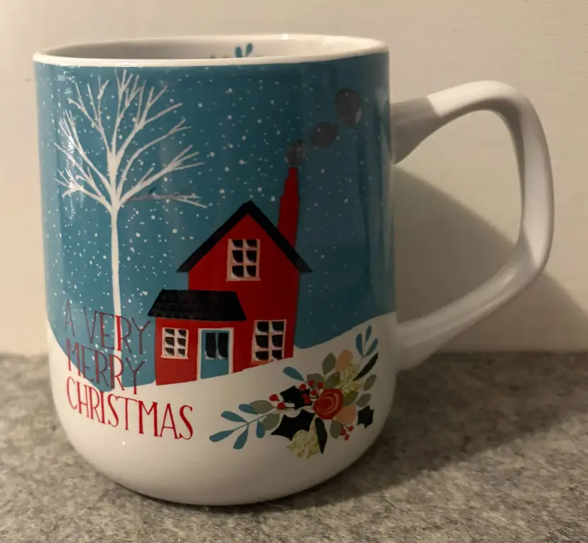 Prima Design " A Very Merry Christmas"  4.5" Tall