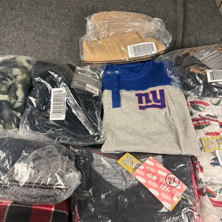 Wholesale Lot of 10 Clothing Items – Mixed Sizes & Brands – Ideal for Resellers