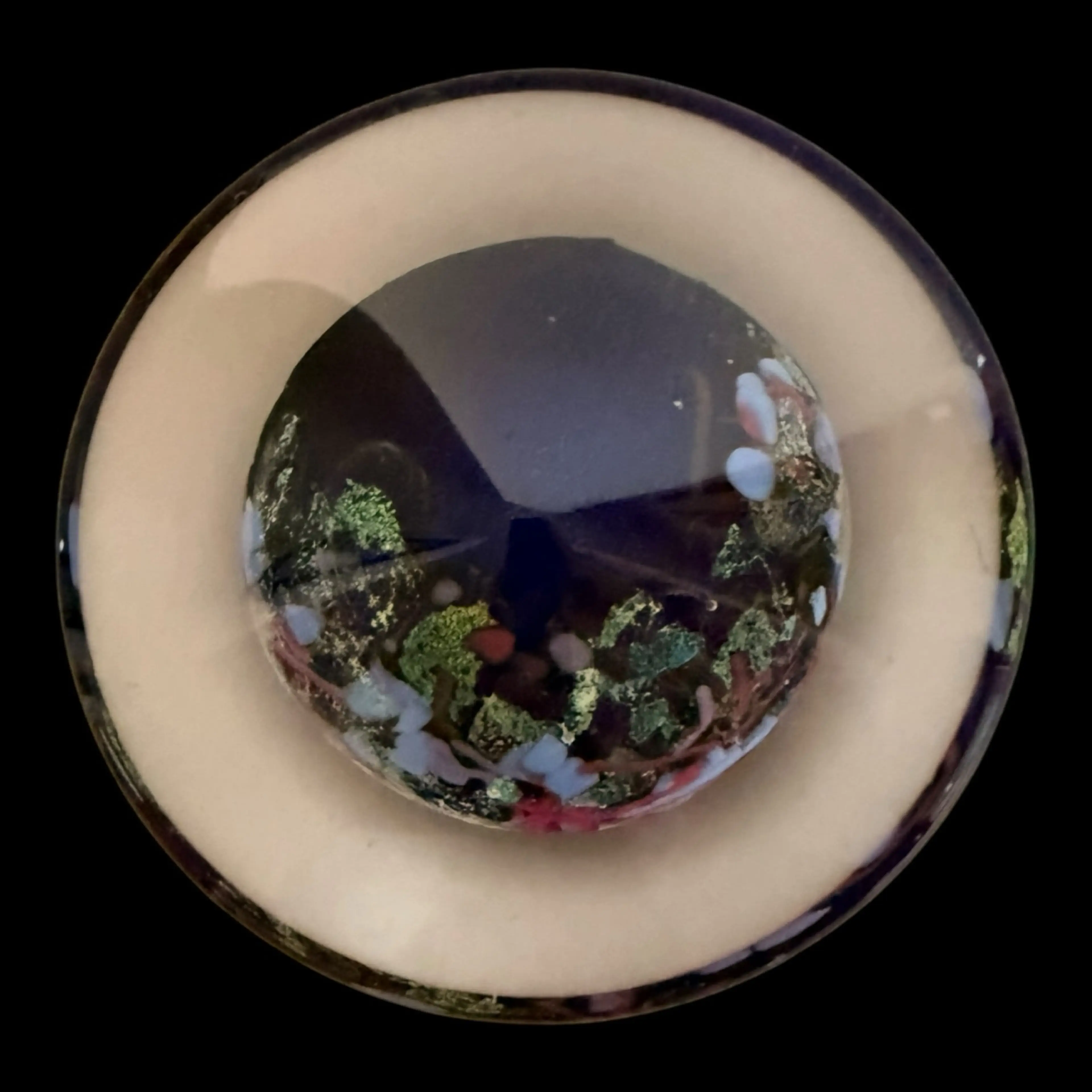 Image 2 of 7