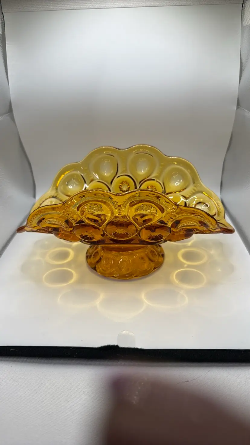 LE Smith Moon and Stars Glass Centerpiece Footed Banana Bowl 9”