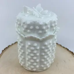 Vgt Fenton White Milk Glass Hobnail Butterfly 🦋 Jar 6”