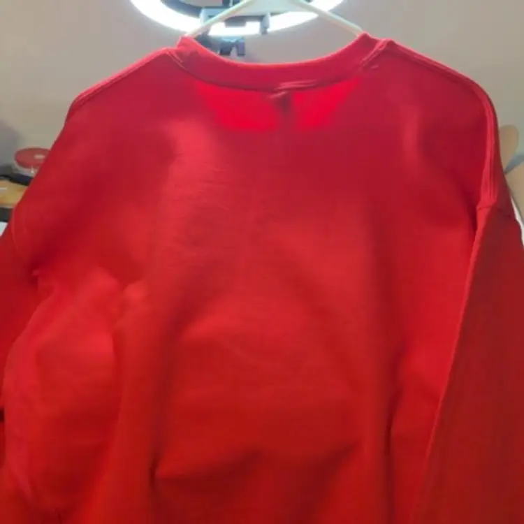 Red Sweat Elf Design 2x