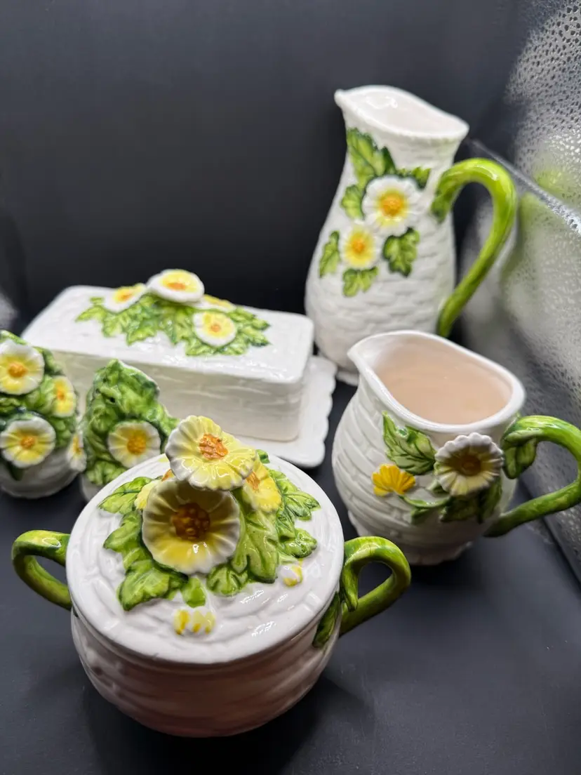 Vintage Ceramic Serving Pieces Lefton