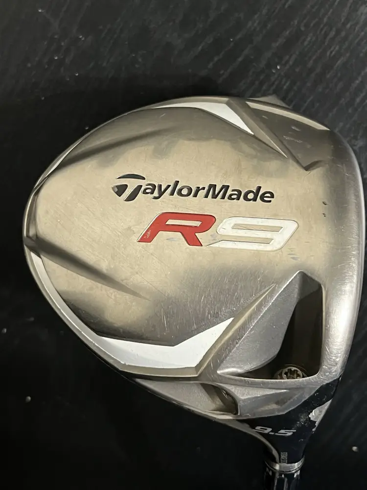 Taylormade R9 9.5° Driver RH Fuji Motore 65 Stiff Flex GP MCC Grip 45"