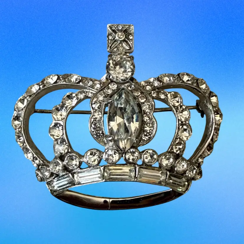 Vintage Coro Pegasus Signed Rhodium Plated Sterling Silver Rhinestone Crown Brooch 2.10”, 29.4g