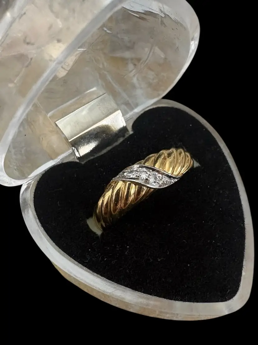 #01 83. 925 Vintage Gold Vermeil Rhinestone Band- Sz 6