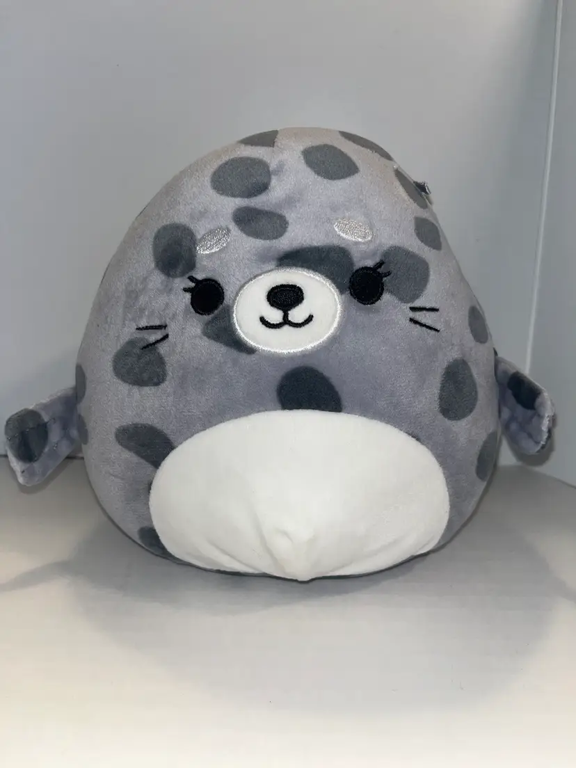 #86 Squishmallows Isis the Seal 7"