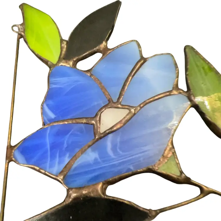 Stain Glass Flower 5 x 6” Blue