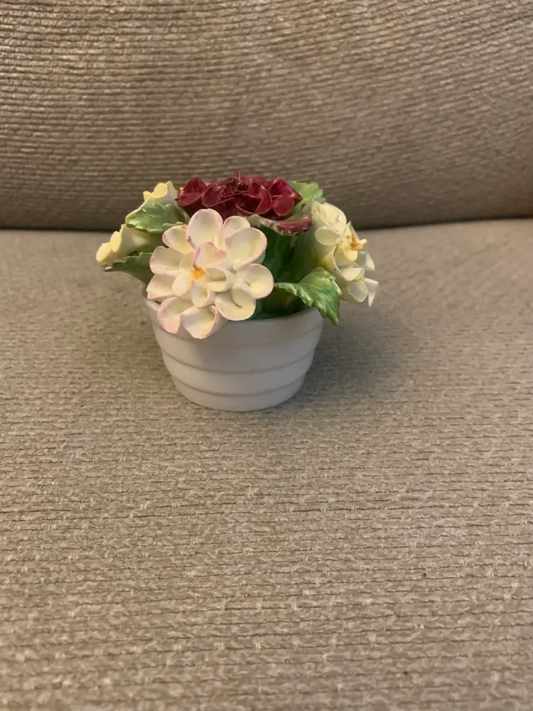 Aynsley Fine Bone China Dahlia England