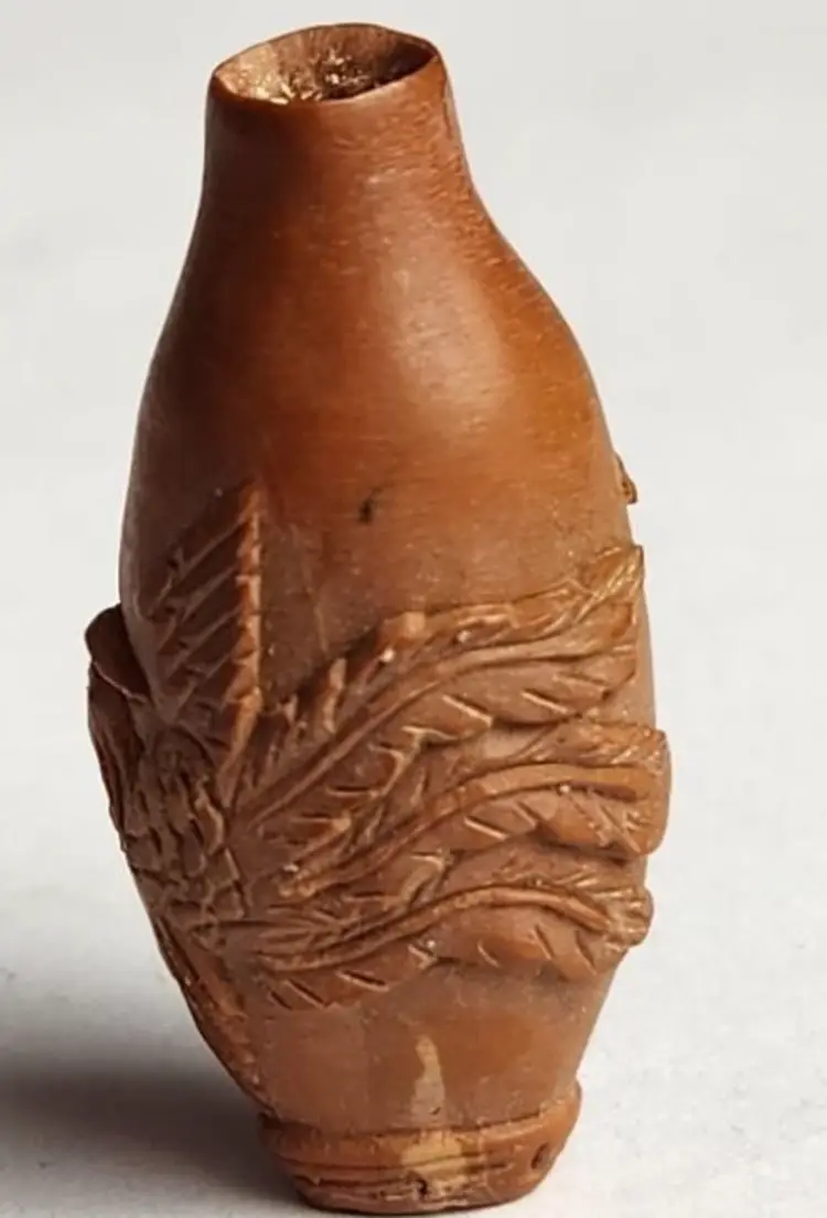Vtg Chinese Carved Nut Mini Vase Bird
