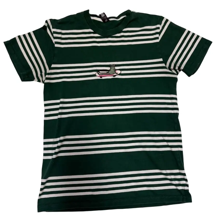 Frog Skateboard “Nice Ride” Green & White Stripe Men’s T-Shirt by Ascolour - S