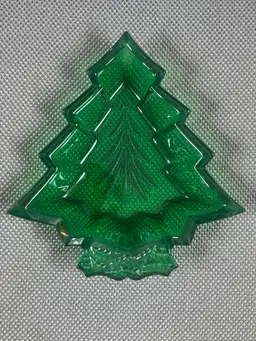 Marquis Waterford Christmas Tree dish