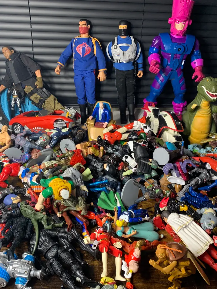 Vintage Shirts, Graphic Shirts, Clothing of ALL Styles! 