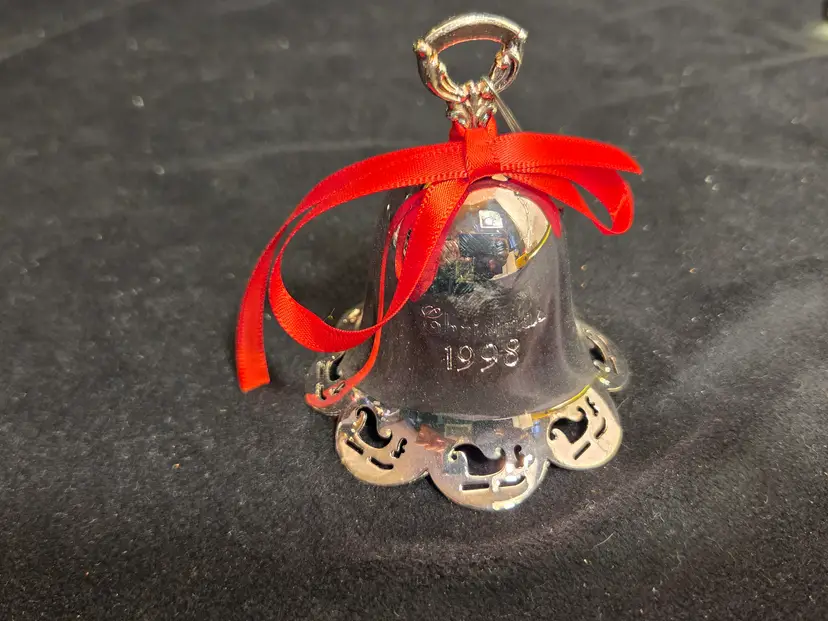 Towle Silversmith 1998 Christmas Bell