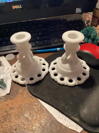 Uniquearoundthecorner 