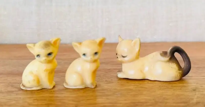 Set of 3 Vintage Hard Plastic Cat/Kitten Miniature Figures