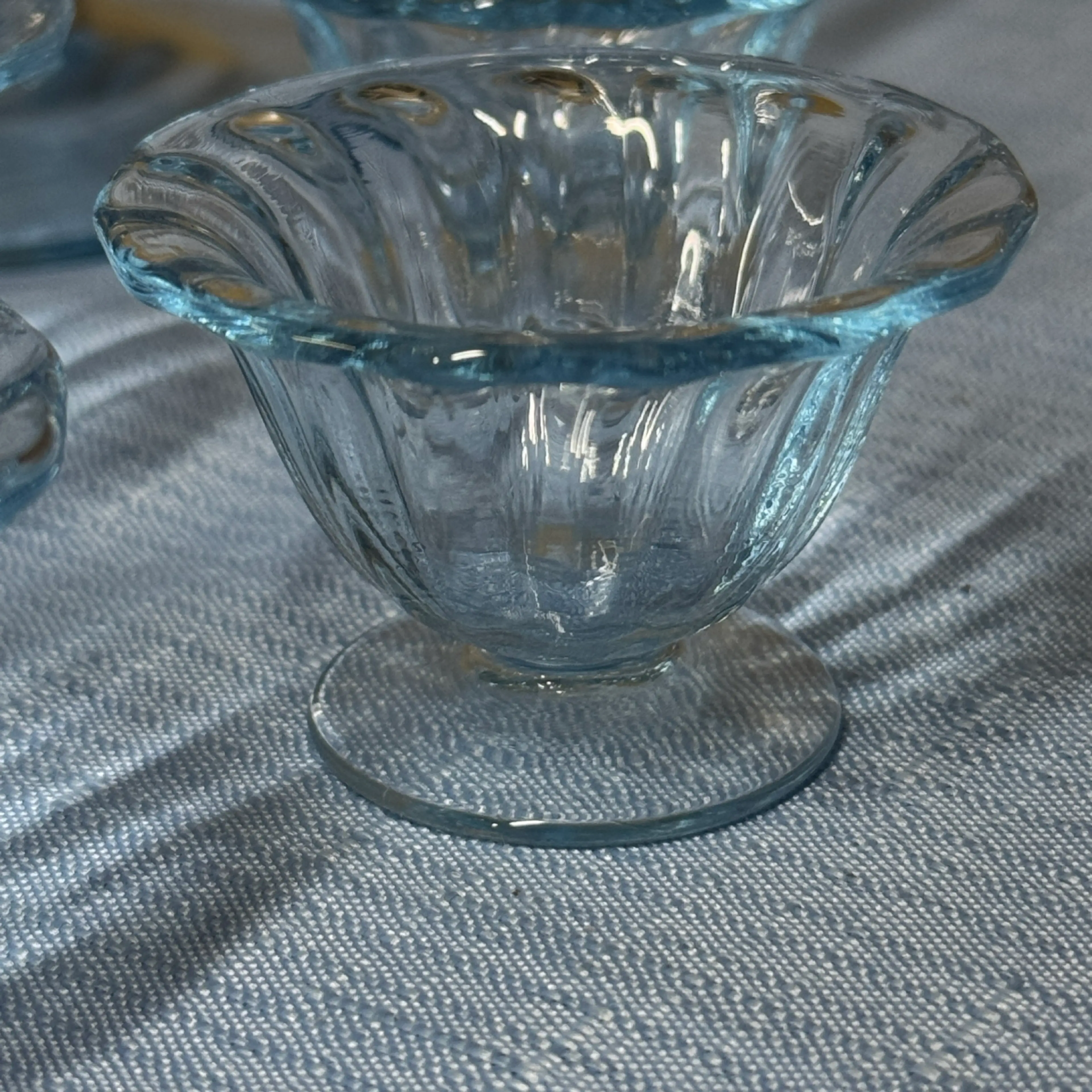 Image 2 of 7
