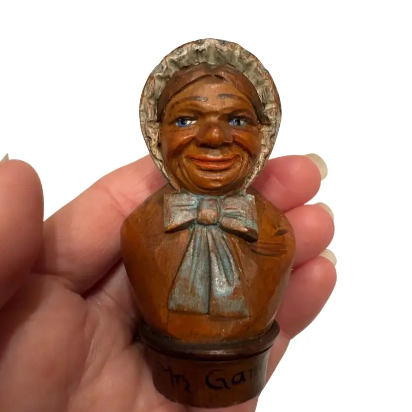 Vintage ANRI "Mrs. Gamp" Hand Carved Wooden Bottle Stopper from the Charles Dickens Collection, 3”