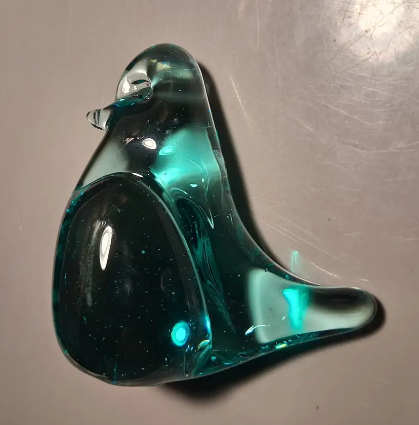 Vintage Aqua Green Handblown Art Glass Bird Paperweight/Figurine