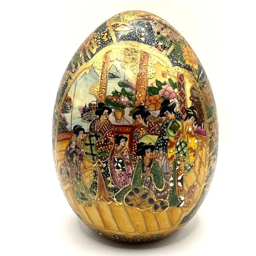 Satsuma Porcelain Egg Geisha Women Hand Painted Gilt Gold Color China 6 in Height