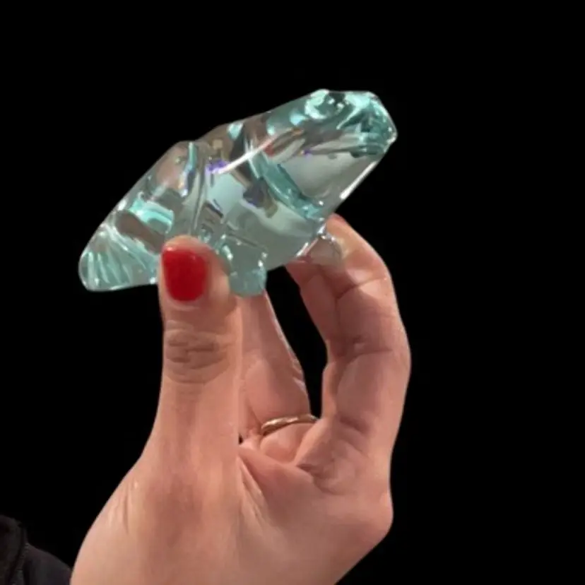 #25 Clear Glass Frog Figurine 3” READ 3”