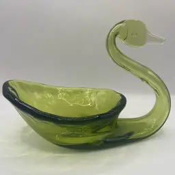 Vintage Olive Green Glass Swan Trinket/Dish,
