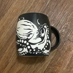 Monterey Bay Aquarium CA Octopus Coffee Mug Cup Black & White 4”H