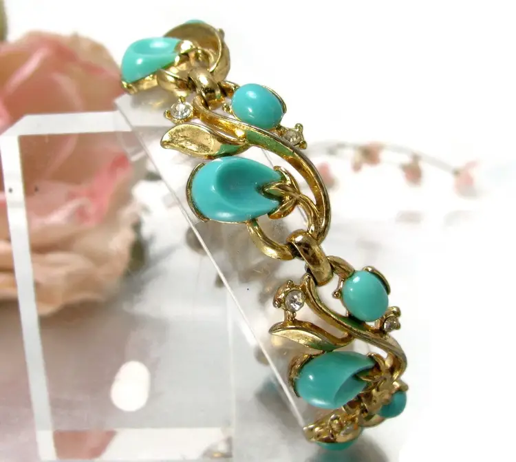 CROWN TRIFARI Pebble Beach Turquoise Thermoset Rhinestone Bracelet Fruit Salad