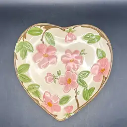 Franciscan “Desert Rose” Heart-Shaped Floral Dish Wedgwood Earthenware Plate 9”
